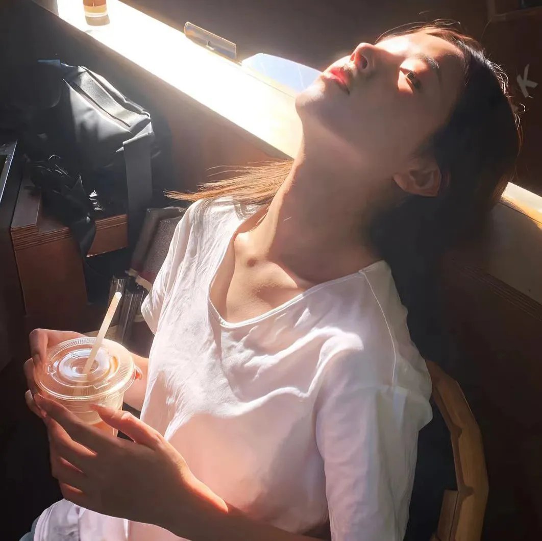 女仆们